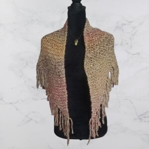 Women's Hand knit woth fringes shawl.